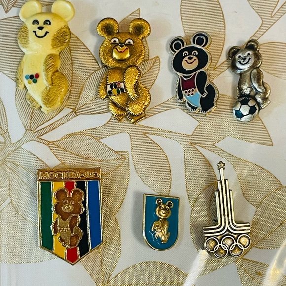 Accessories - USSR. Olympic Bear Misha Set of 18 Badges Olympic Games Moscow 1980